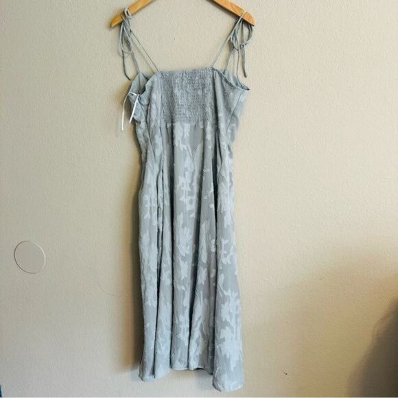 Lulus Loveliest Looks Dusty Blue Floral Jacquard Tie-Strap Midi Dress Size Large - Picture 3 of 10